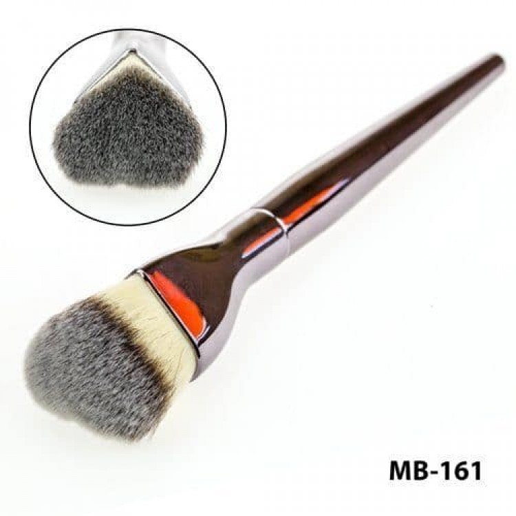 maXmaR MB-161 Кисть для тональной основы, пудры, румян, бронзаторов